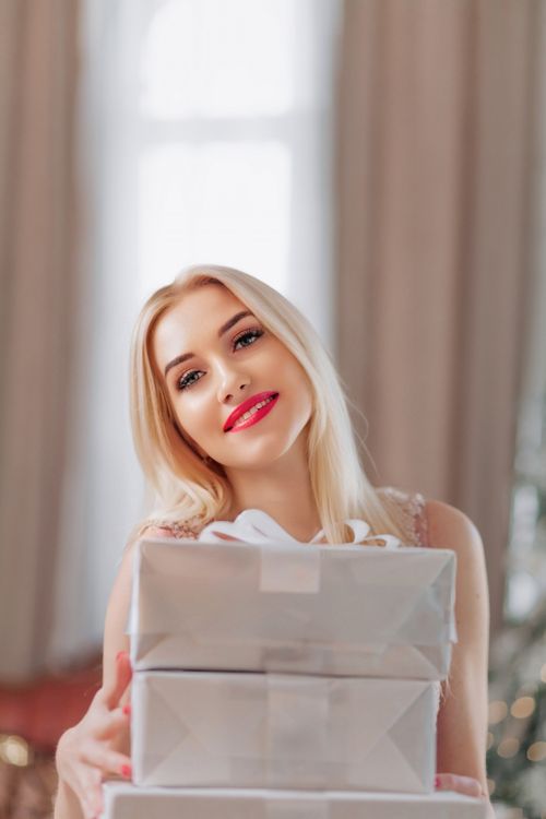 Beauty Gifts Under AED 25